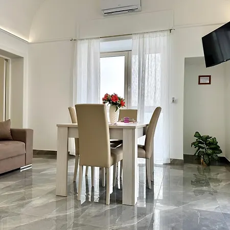Dimora Donna Madia - Puglia Mia Apartment
